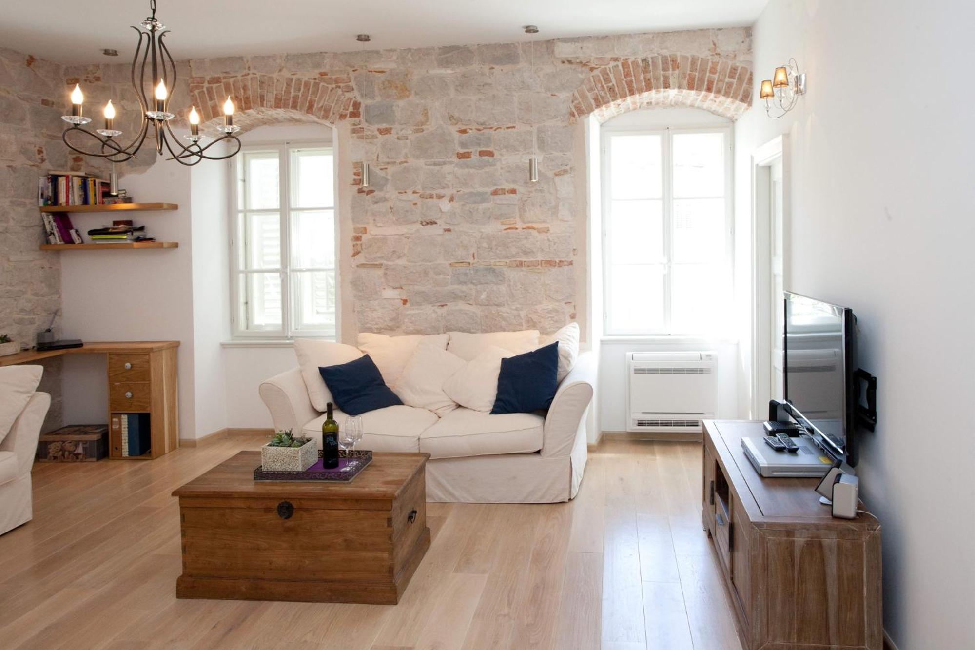 Stylish Theatre Apartments Split Exterior foto